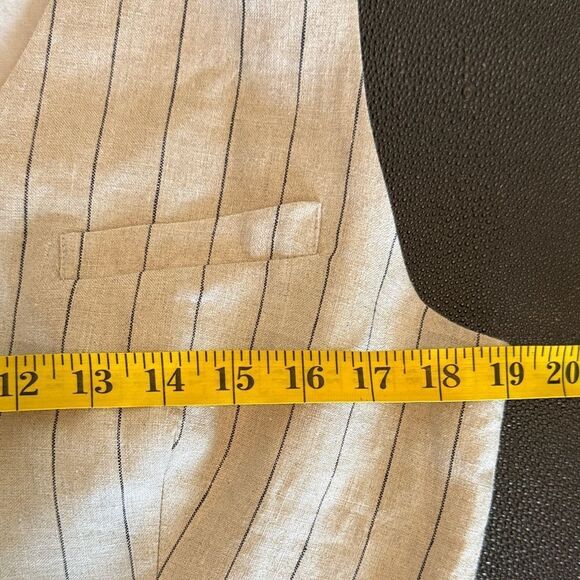 Astr The Label Natural Black Linen Striped Vest size Large NWT - Picture 9 of 10